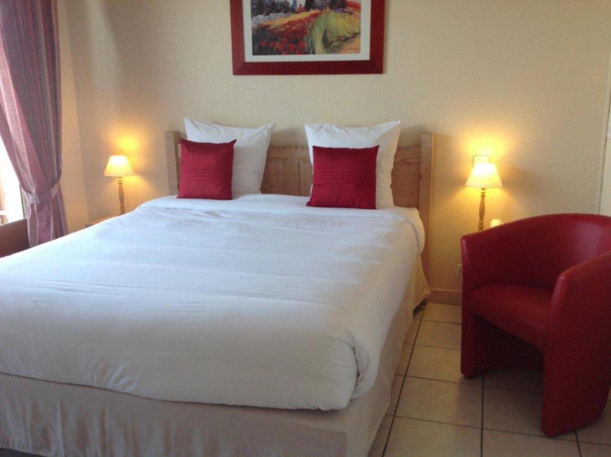 L'Oasis Hotel Évian-les-Bains Szoba fotó
