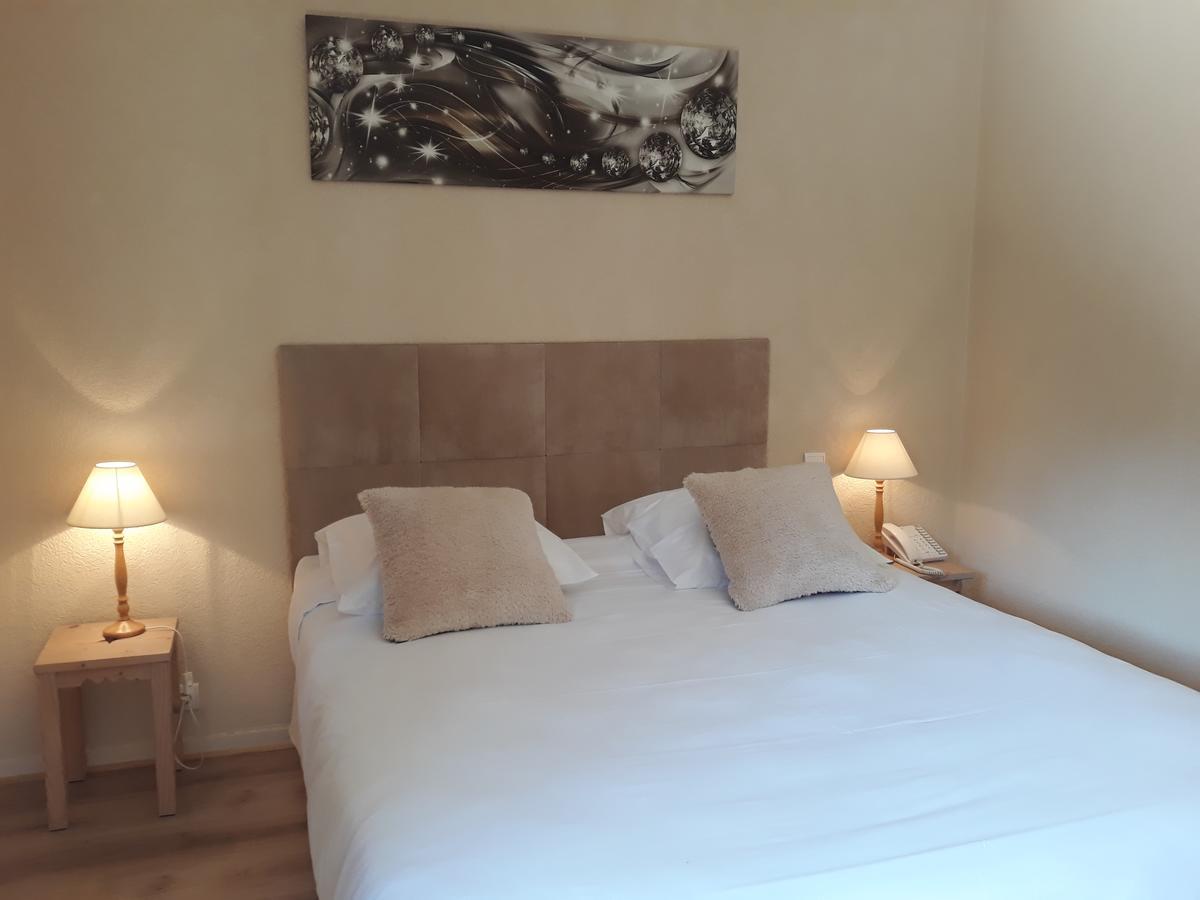 L'Oasis Hotel Évian-les-Bains Kültér fotó